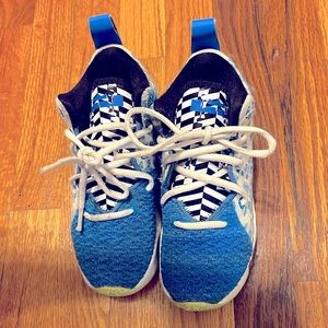 Boy sneakers